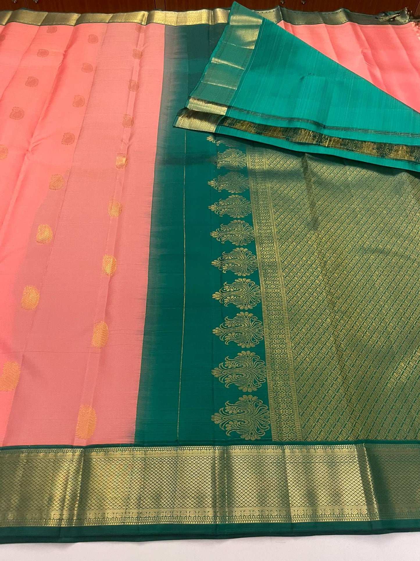 Kanchivaram Silk SBE108I2-1 By SRISHTA